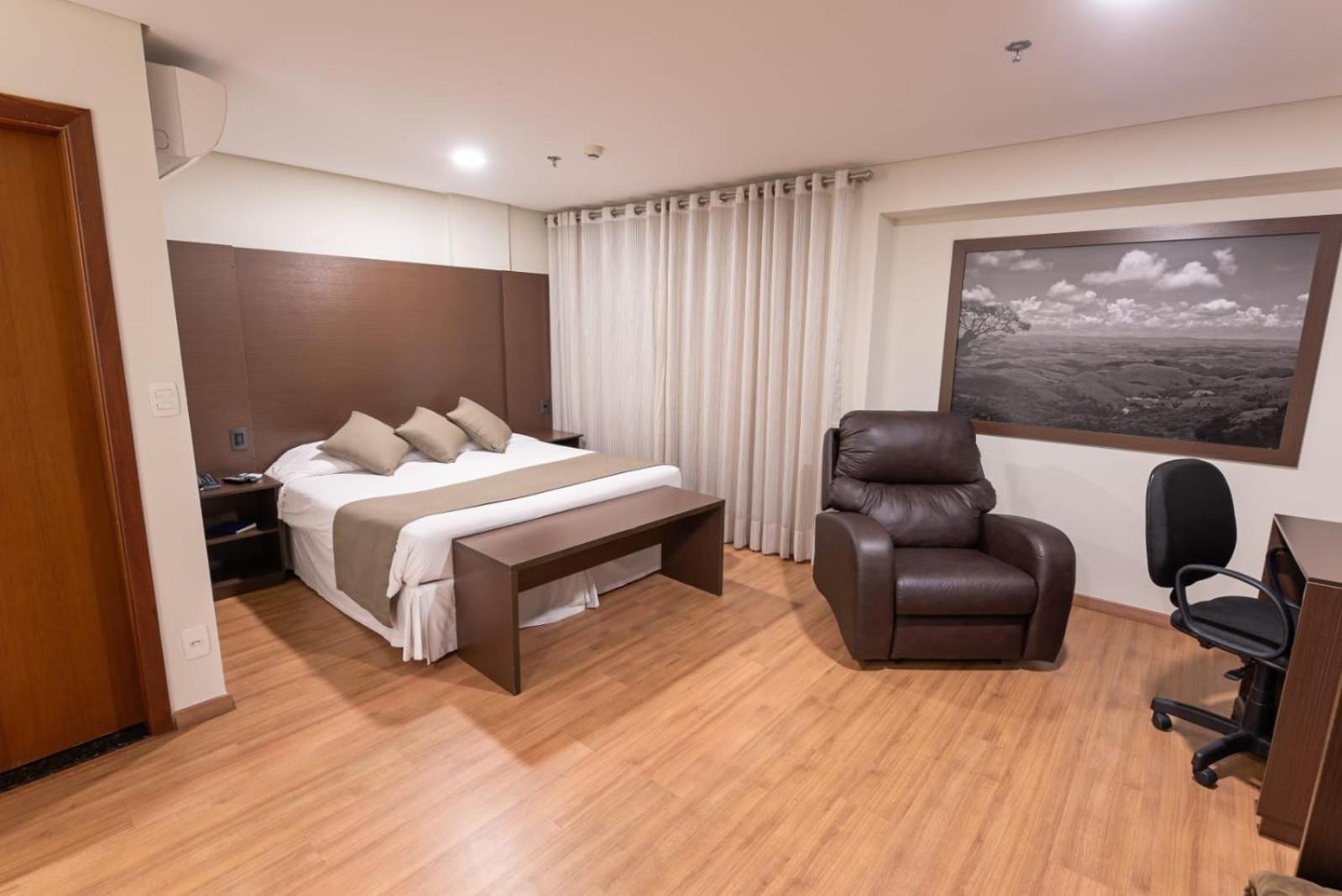 Olavo Bilac Hotel Taubate Exterior photo